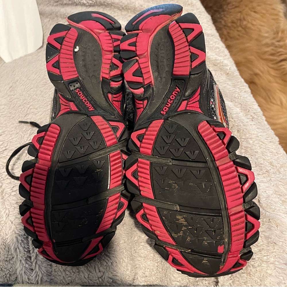 Saucony Women’s Excursion TR 8 -SZ 7.5- Black Pink Running Shoes Sneakers - Picture 11 of 14